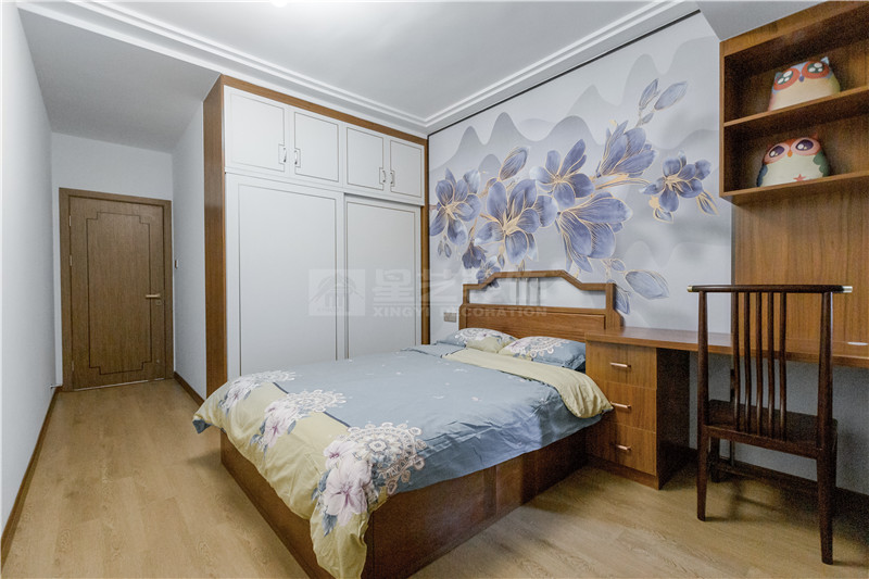 榮和中央公園160平臥室裝修實(shí)景圖