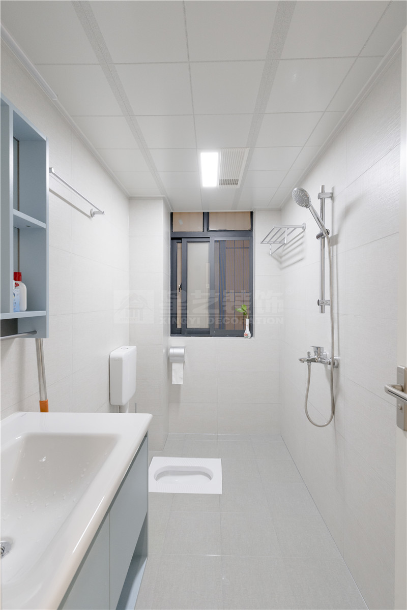 凱業(yè)花園100平衛(wèi)生間裝修實景圖