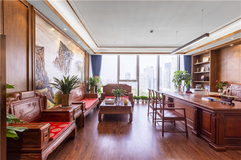 五星綠地中心華藍(lán)巖土公司2000平辦公室裝修實(shí)景圖