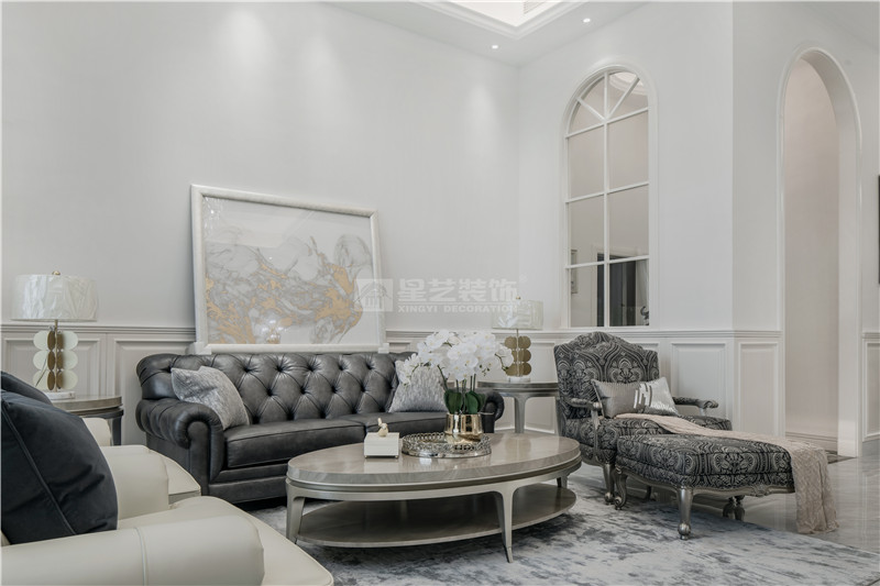 云景山語(yǔ)城186平復(fù)式客廳裝修實(shí)景圖