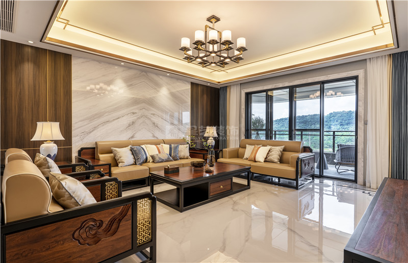 青山府 200平客廳裝修實(shí)景圖