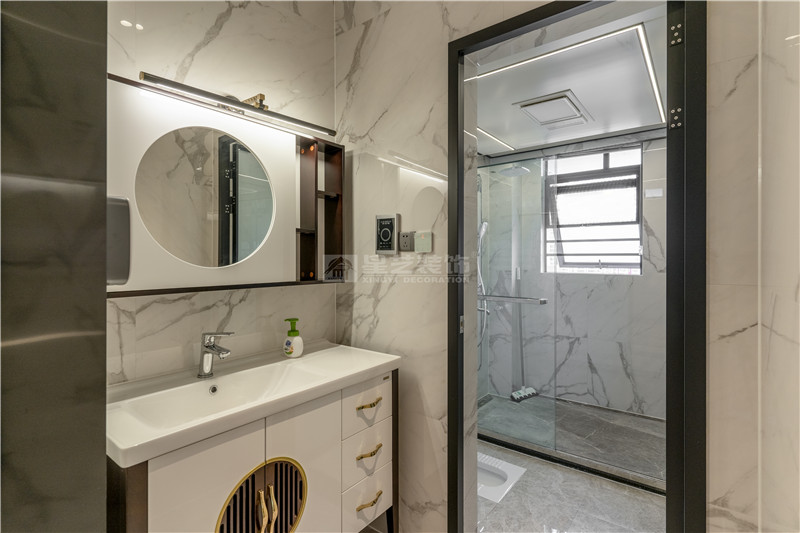 青山府 200平衛(wèi)生間裝修實(shí)景圖