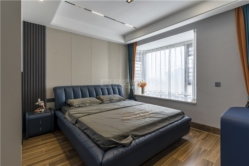 唐樾青山135平臥室裝修實景圖