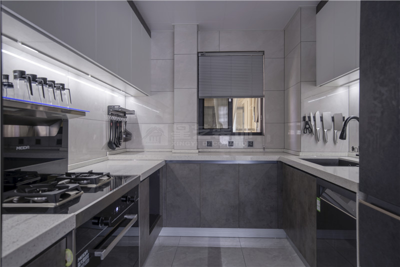 單位房140平廚房裝修實景圖