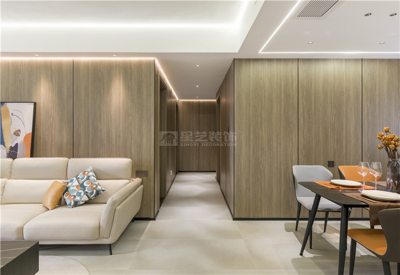 金科觀天下120平過(guò)道裝修實(shí)景圖