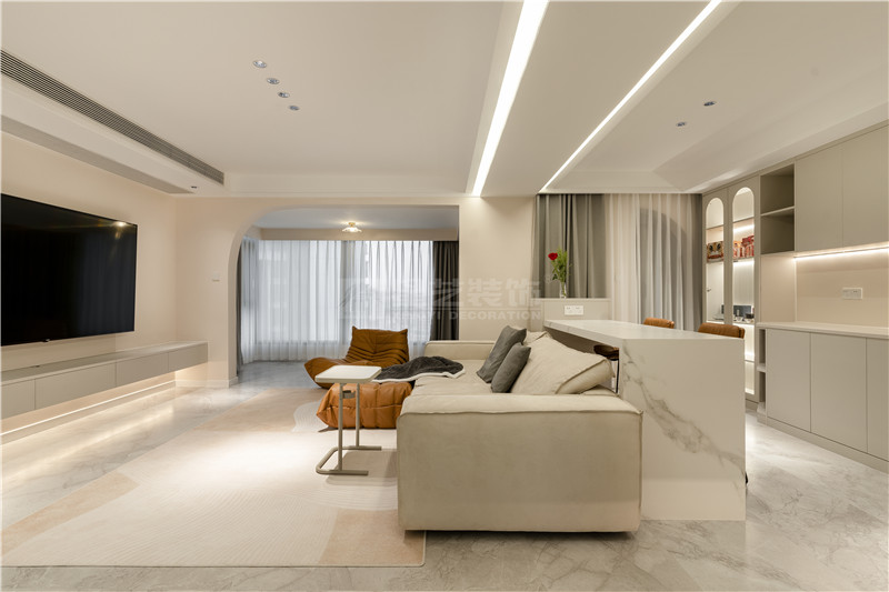 萬(wàn)象華府140平客廳裝修實(shí)景圖