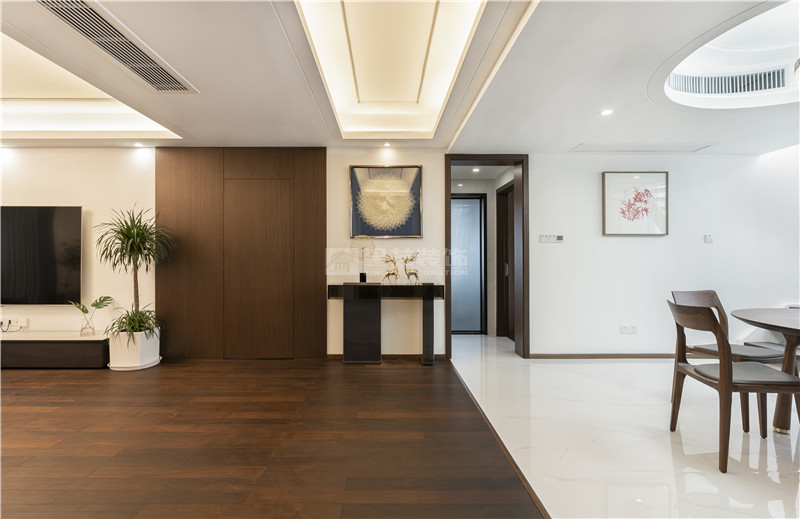 翡翠時光 復(fù)式270平過道裝修實景圖