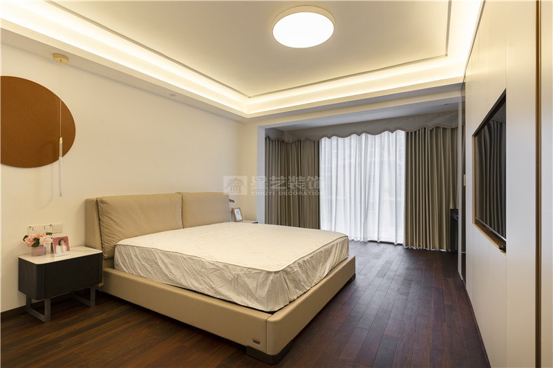 翡翠時光 復(fù)式270平臥室裝修實景圖