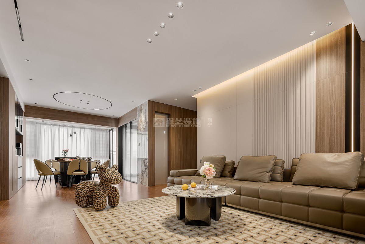 龍光天瀛140平意式輕奢風格客廳裝修實景
