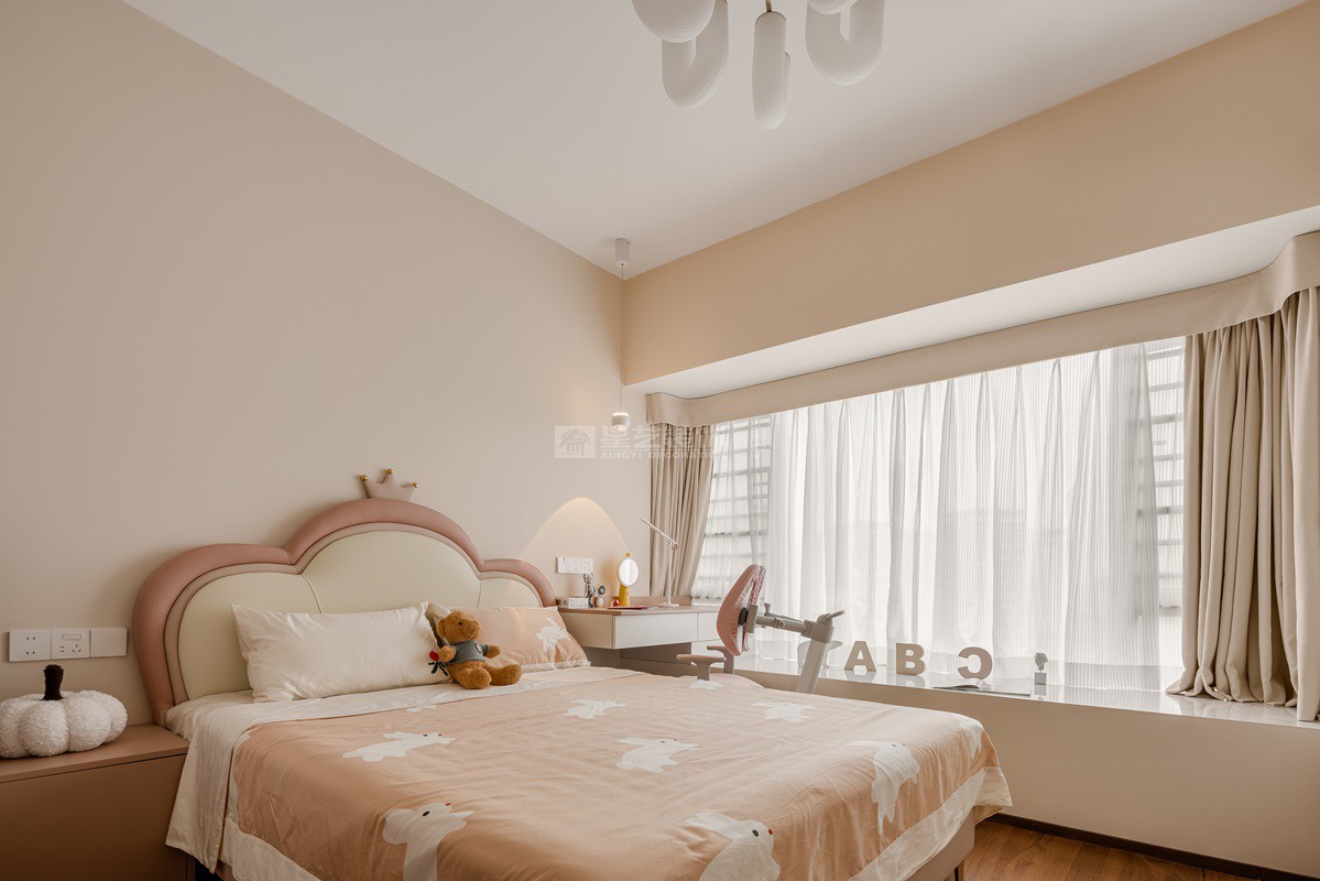 龍光天瀛140平意式輕奢風格兒童房裝修實景