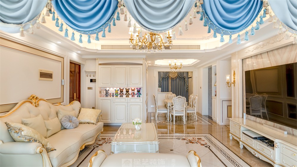 盛科城120平法式裝修客廳實景
