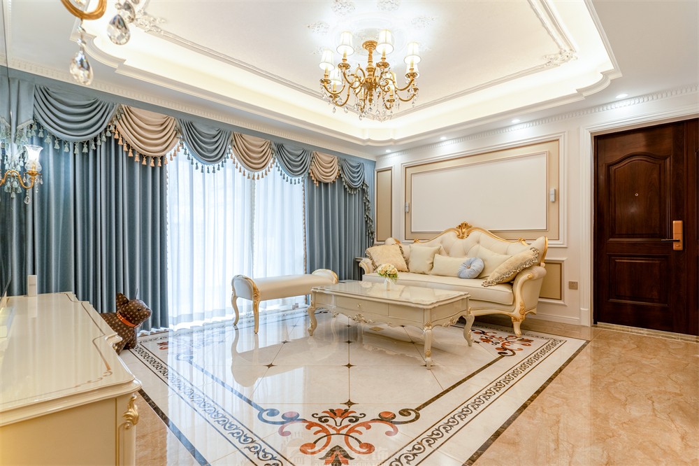 盛科城120平法式裝修客廳實景