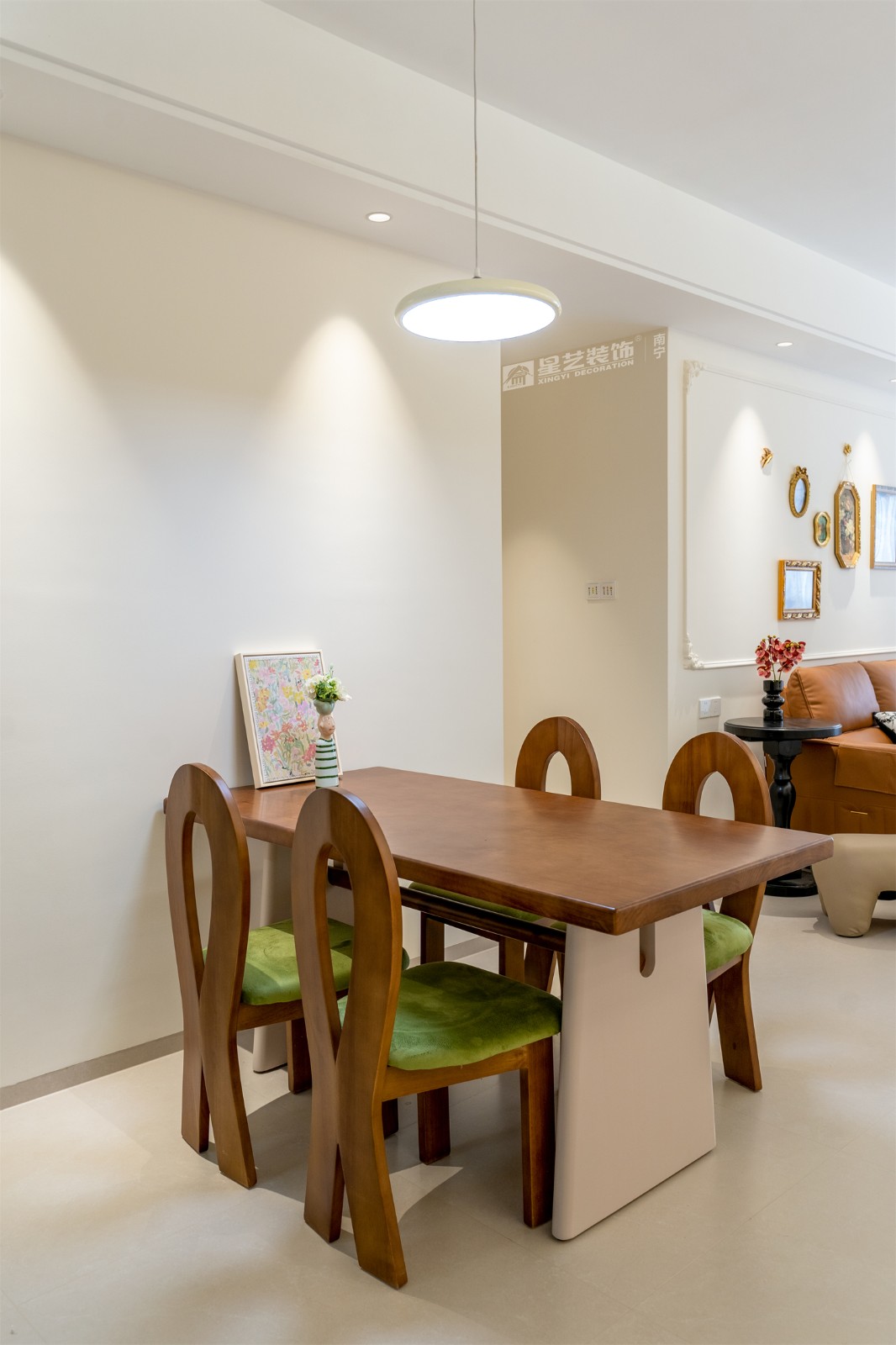 華潤(rùn)西園悅府118平法式餐廳裝修完工實(shí)景圖