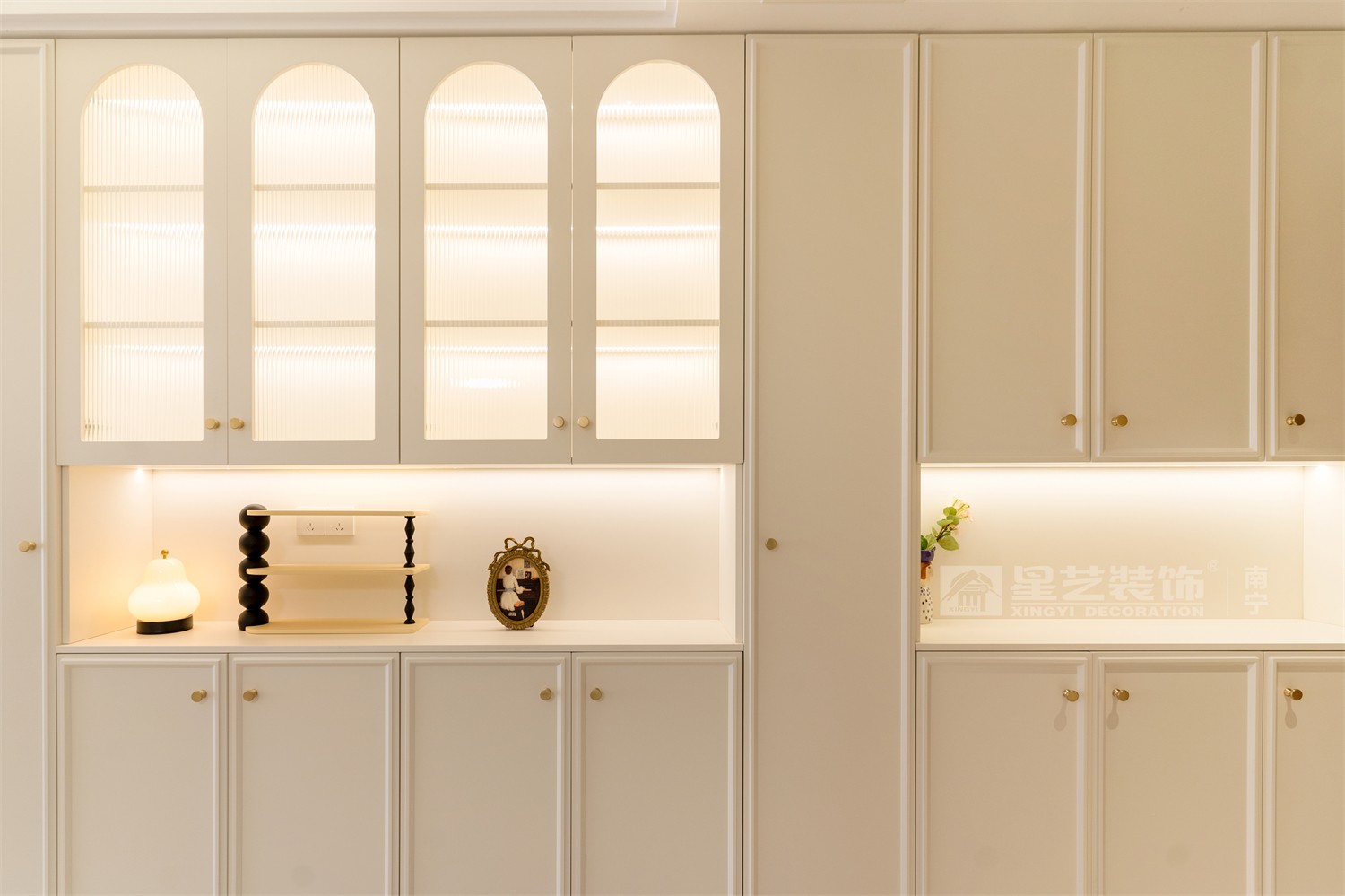 華潤(rùn)西園悅府118平法式入戶裝修完工實(shí)景圖