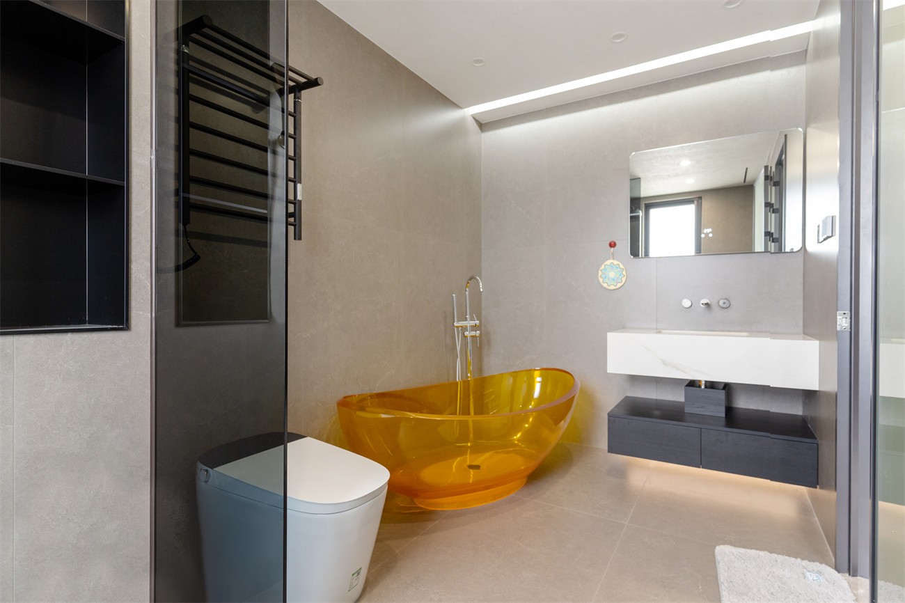 華潤(rùn)西園悅府167平意式風(fēng)格衛(wèi)生間裝修完工實(shí)景