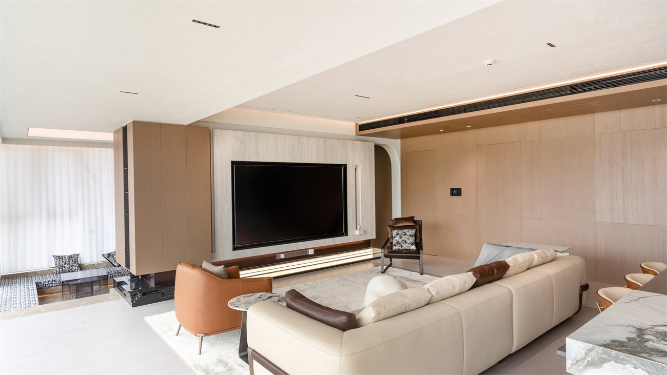 華潤(rùn)西園悅府167平意式風(fēng)格客餐廳裝修完工實(shí)景