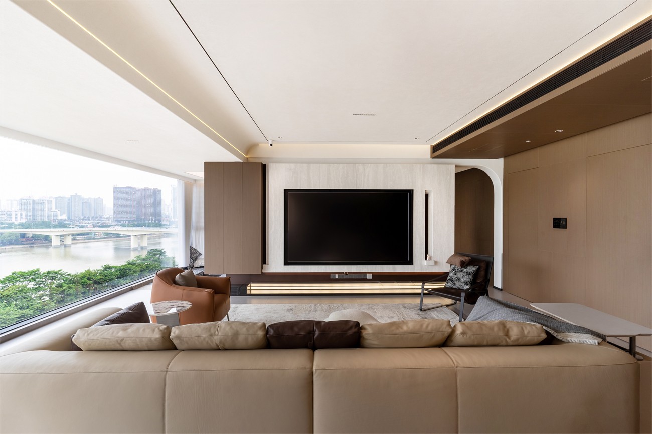 華潤(rùn)西園悅府167平意式風(fēng)格客餐廳裝修完工實(shí)景