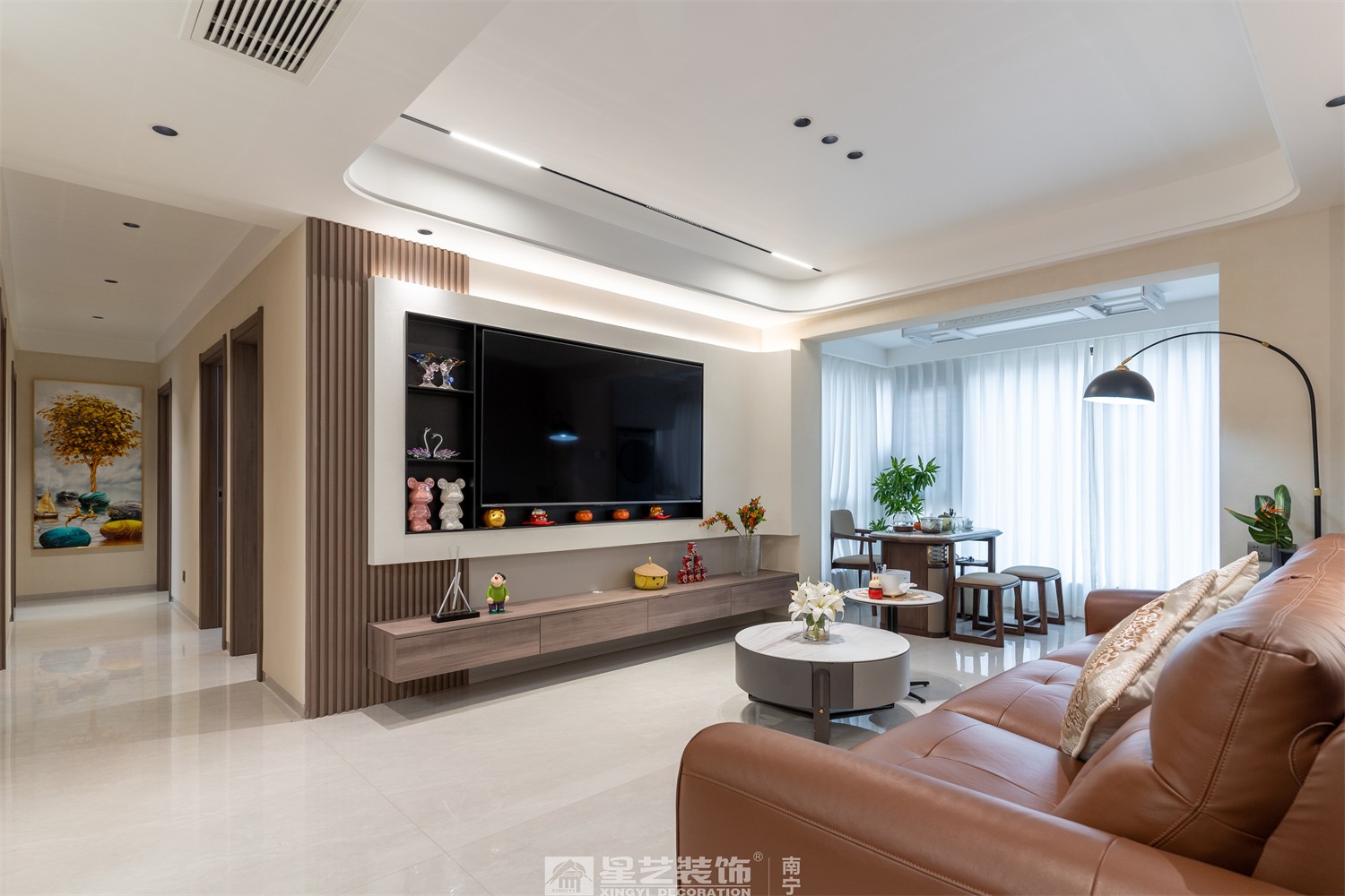 嘉逸城120平現(xiàn)代風(fēng)格客廳裝修完工實景圖