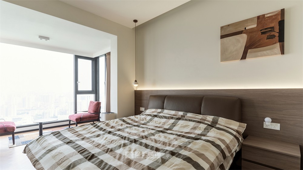 上水灣200平現(xiàn)代原木風(fēng)臥室裝修完工實(shí)景圖