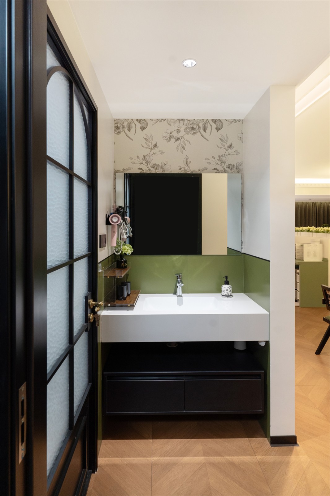 山漸青151平法式洗漱間裝修完工實(shí)景圖