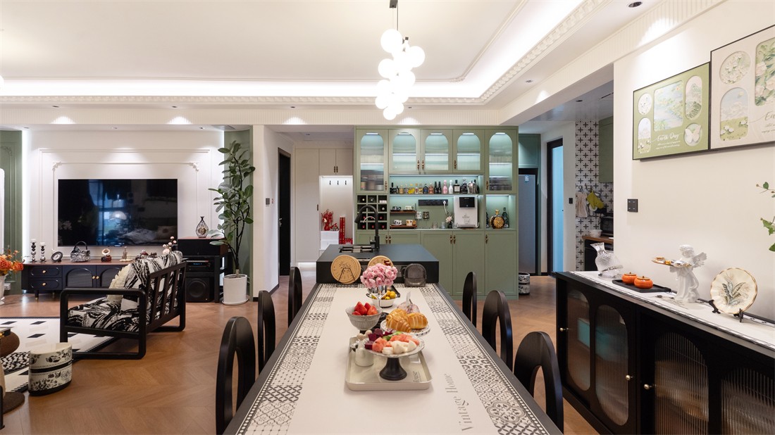 山漸青151平法式客廳裝修完工實(shí)景圖