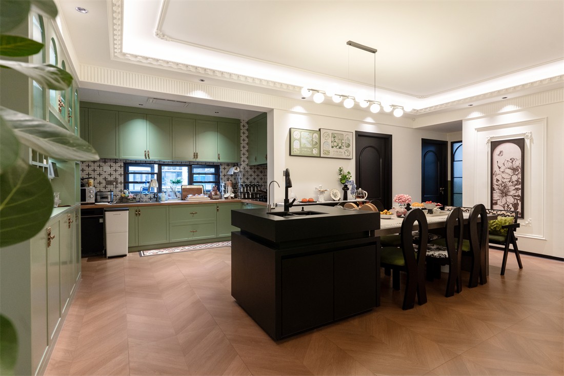 山漸青151平法式餐廳裝修完工實(shí)景圖