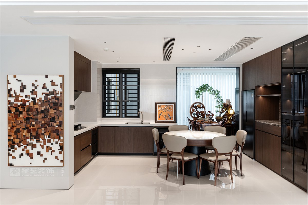 華潤(rùn)西園潤(rùn)府143平意式輕奢餐廳裝修完工實(shí)景圖