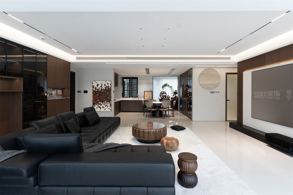 華潤(rùn)西園潤(rùn)府143平意式輕奢客廳裝修完工實(shí)景圖