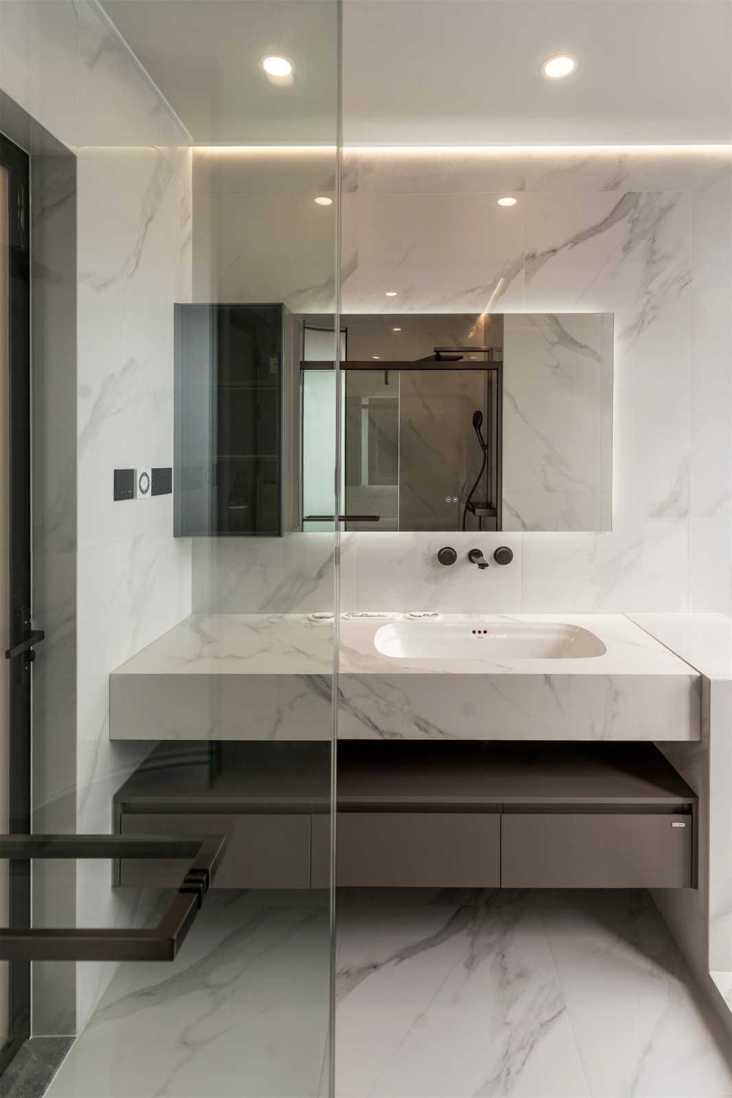 華發(fā)國(guó)賓壹號(hào)140平現(xiàn)代輕奢衛(wèi)生間裝修完工實(shí)景圖