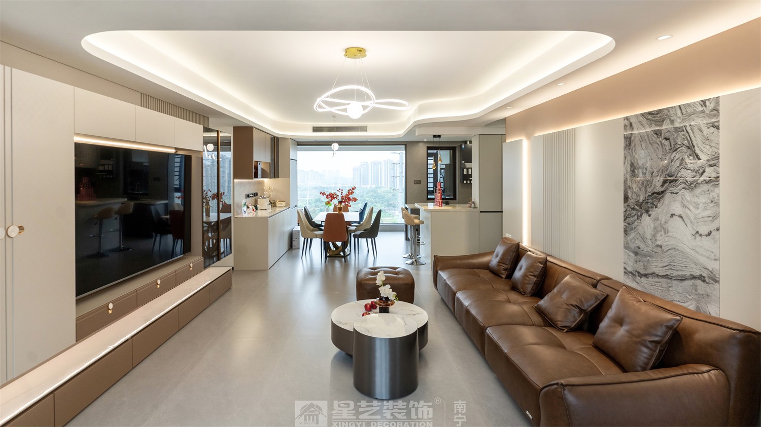 龍光天瀛140平意式輕奢客廳裝修完工實景圖