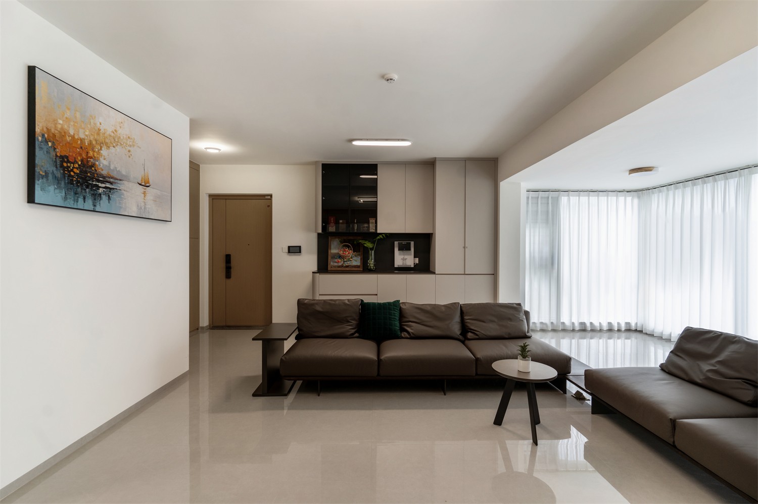 上水灣155平現(xiàn)代風(fēng)格客廳裝修實(shí)景圖