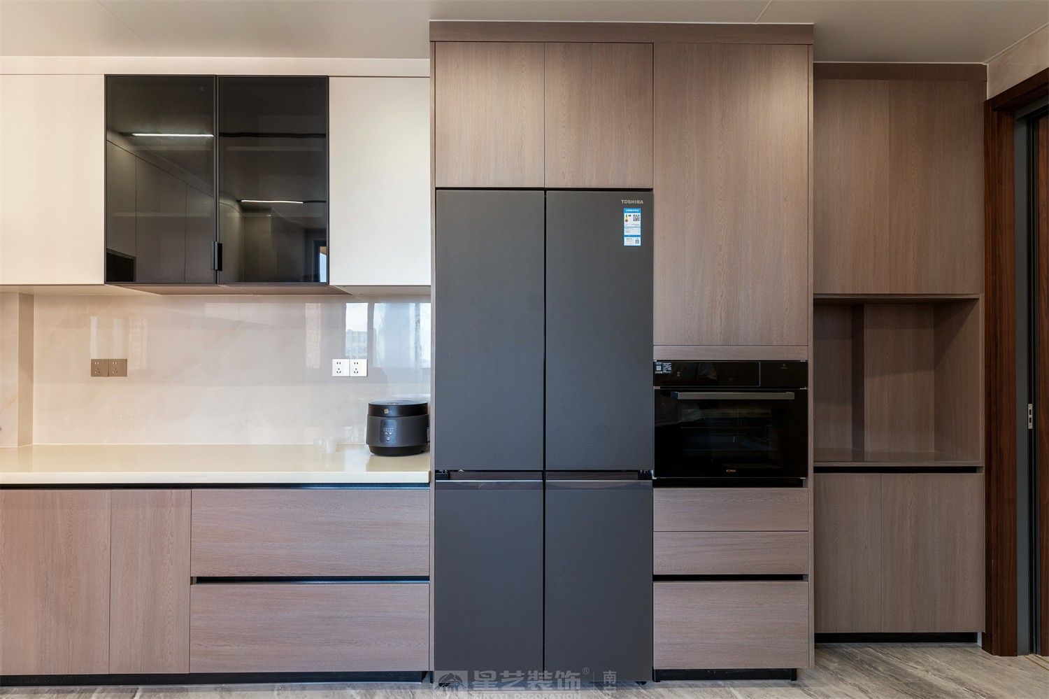 東方皇城260平簡約中式廚房完工裝修實景圖