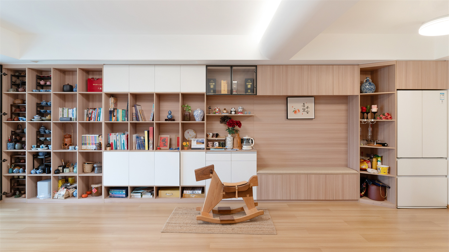 廣西經(jīng)貿學院單位房114平